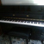 YAMAHA E